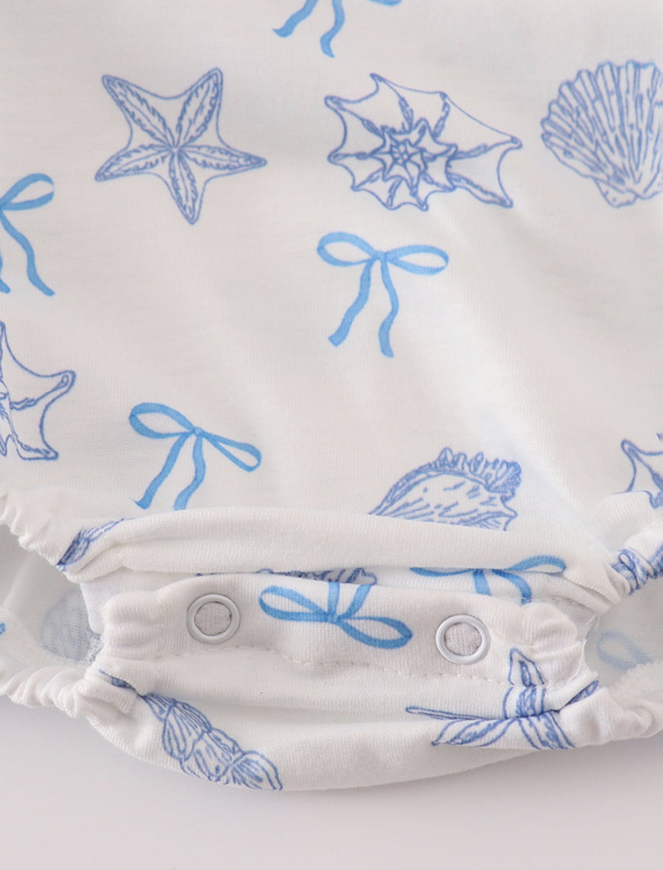 BLUE SEASHELL BOW BUBBLE