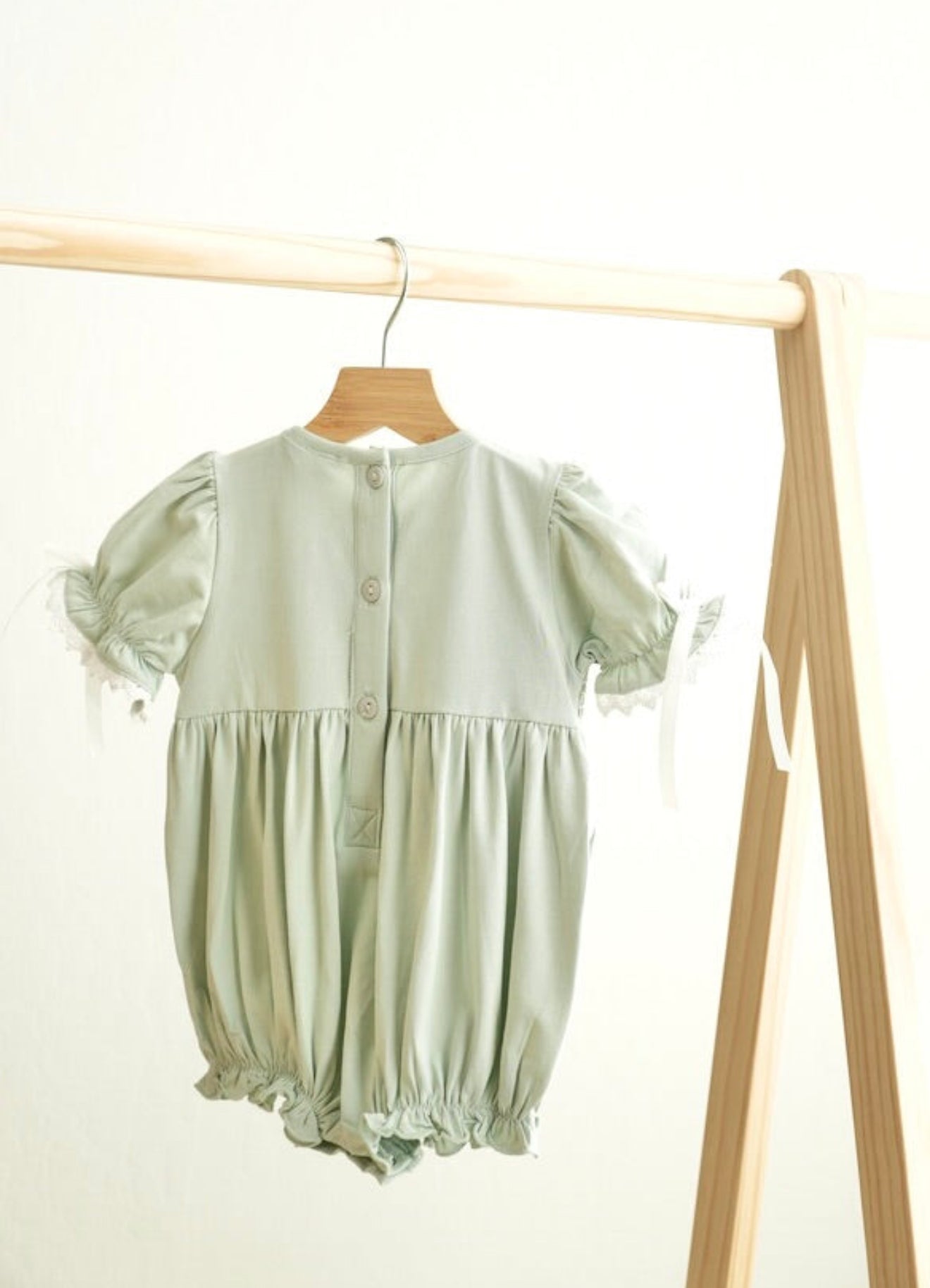 SAGE HAND-SMOCKED LACE GIRL BUBBLE