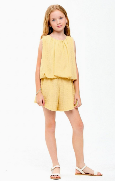 Curly Wrinkled Sleeveless Bubble Top in Yellow