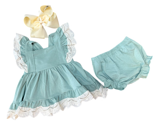 SAGE LACE RUFFLE BLOOMER SET
