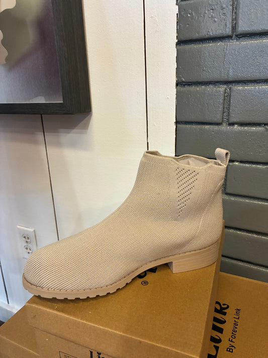 Tan Boot