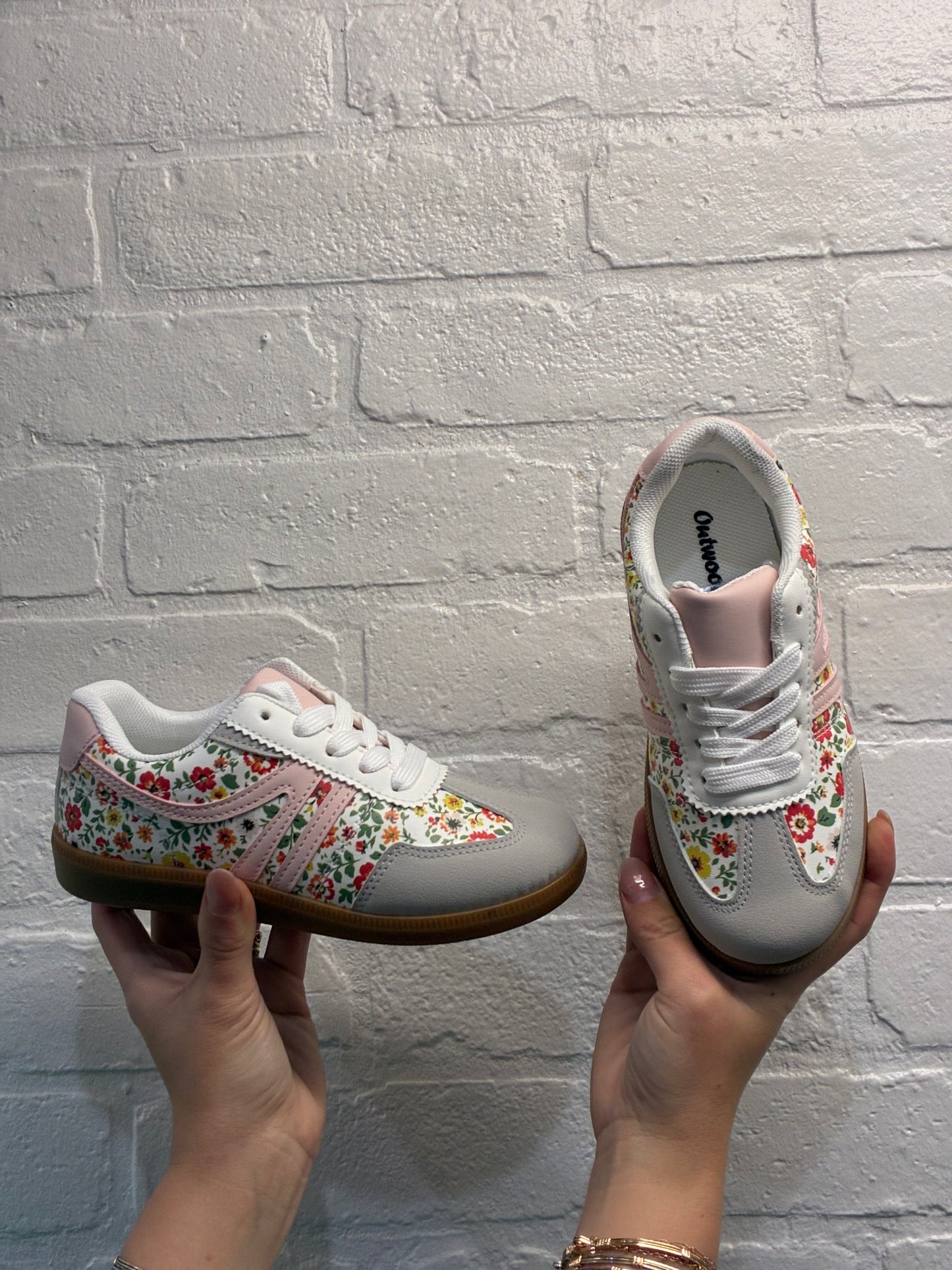 Girls Floral Print Everyday Sneaker