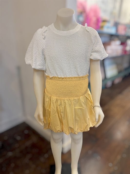 Girls Exaggerated Smocked Poplin Puff Hem Skirt in Yellow