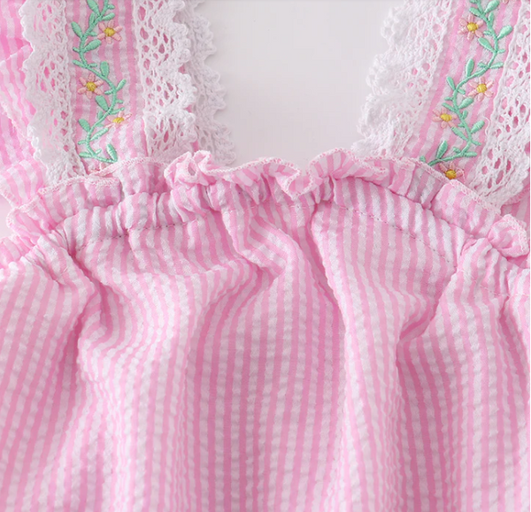 Pink stripe seersucker floral embroidery dress.