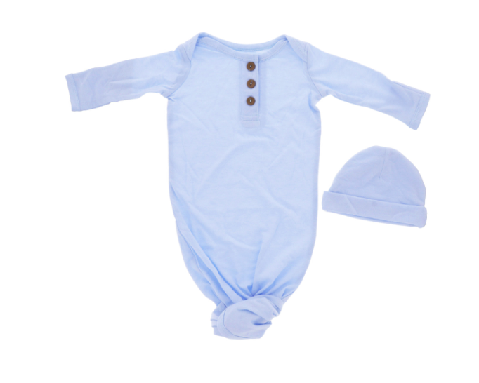 BAY INFANT GOWN AND BEANIE SET