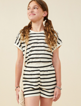 Girls Elastic Waist Ruffle Textured Stripe Shorts in Black