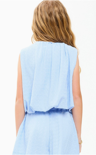Curly Wrinkled Sleeveless Bubble Top in Blue