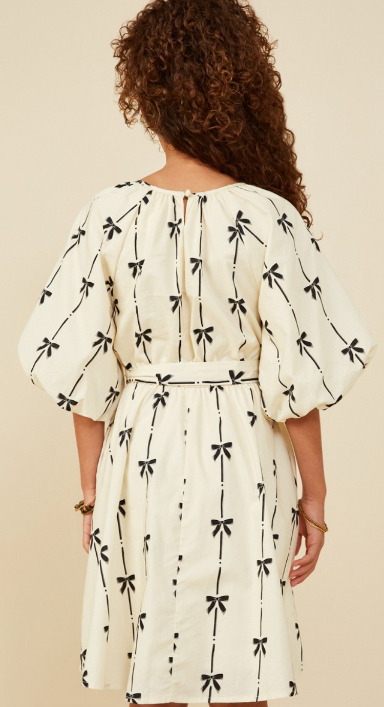 Girls All Over Bow Print Belted Dress in cream/black